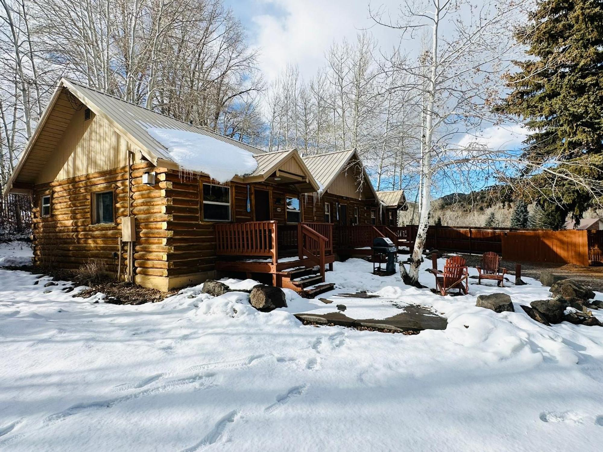 Ute Bluff Lodge, Cabins And Rv Park South Fork Exteriör bild