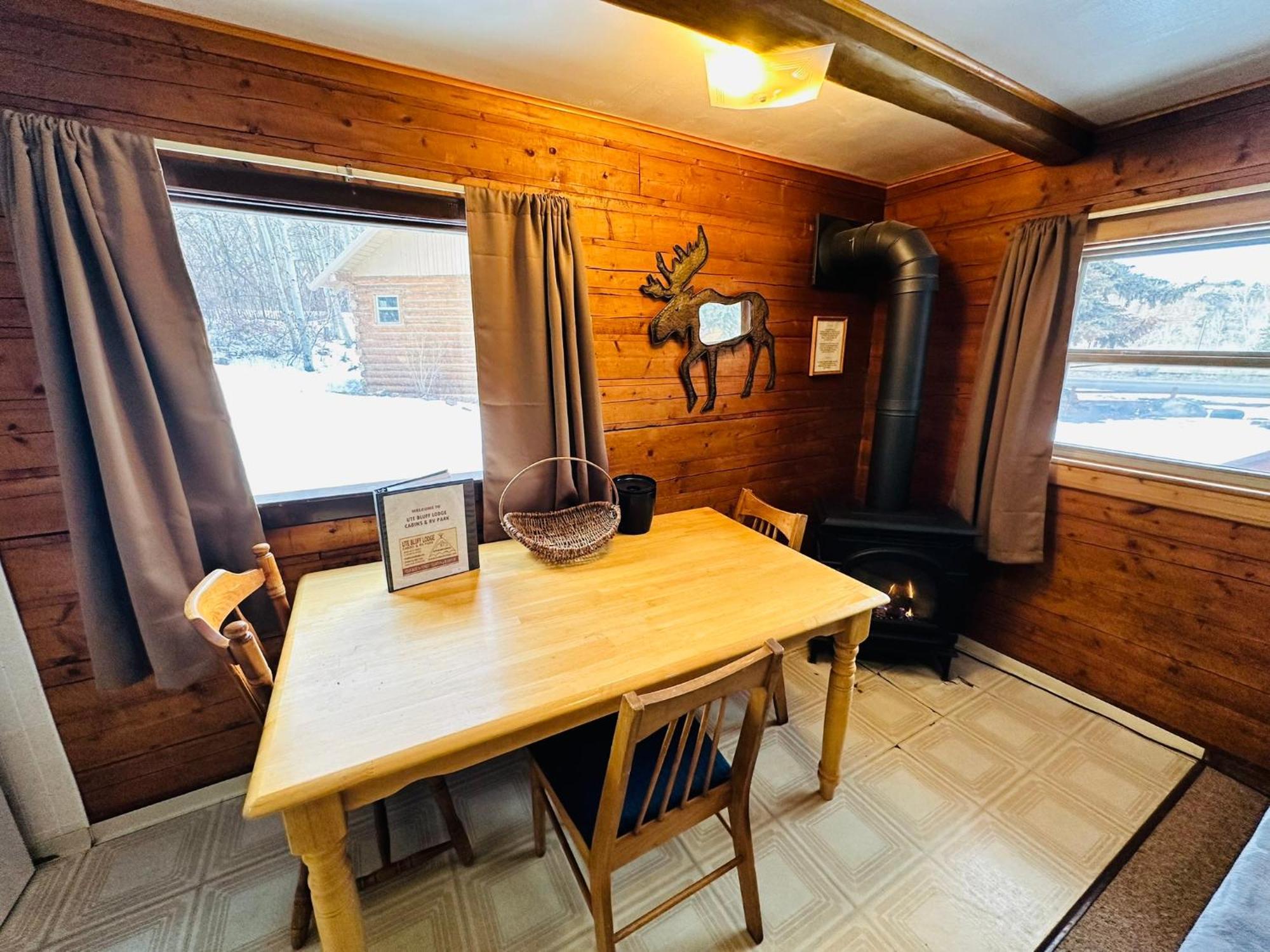 Ute Bluff Lodge, Cabins And Rv Park South Fork Exteriör bild